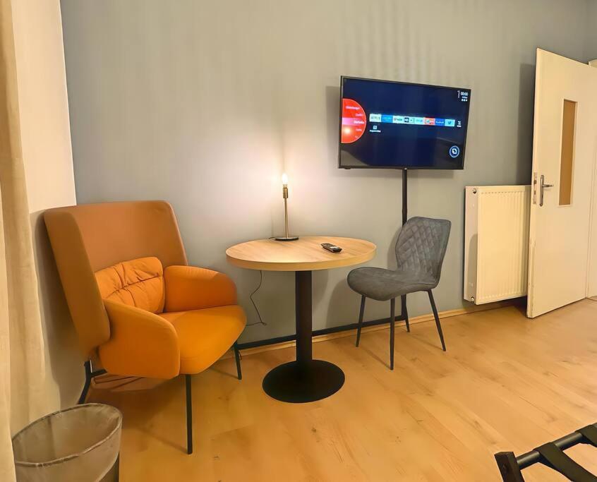 Urban & Chic: 2Bdr, Parkplatz Witten Exterior foto